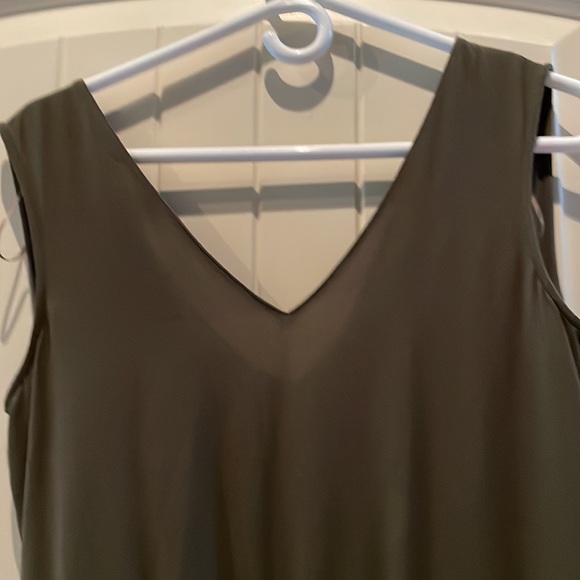 Shorts/romper - Picture 2 of 5